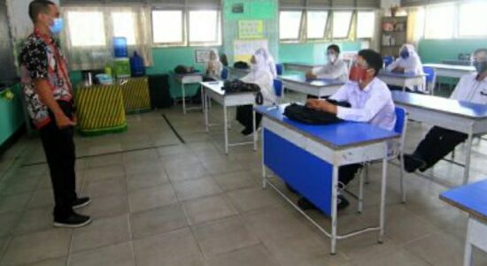 IMG_20210303_040110 Mendikbud Nadiem Minta Seluruh Daerah Segera Buka Sekolah dengan Prokes
