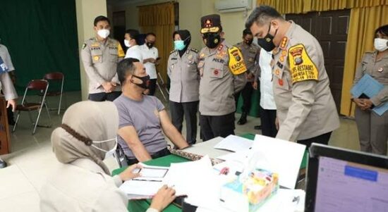 17.716 Personil Polda Sumut Telah divaksin