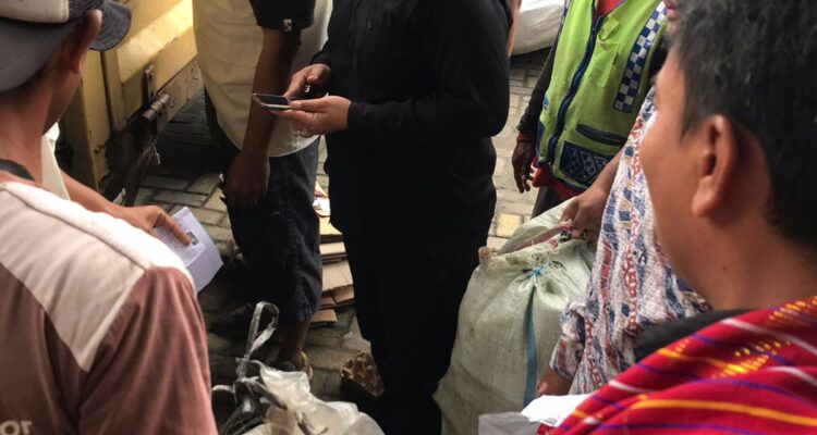 Pola Tersohor Jadi Inovasi Memanfaatkan Sampah Bernilai Ekonomis