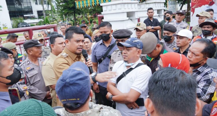 Bobby Nasution Tingkatkan Kesejahteraan Keluarga Pebetor