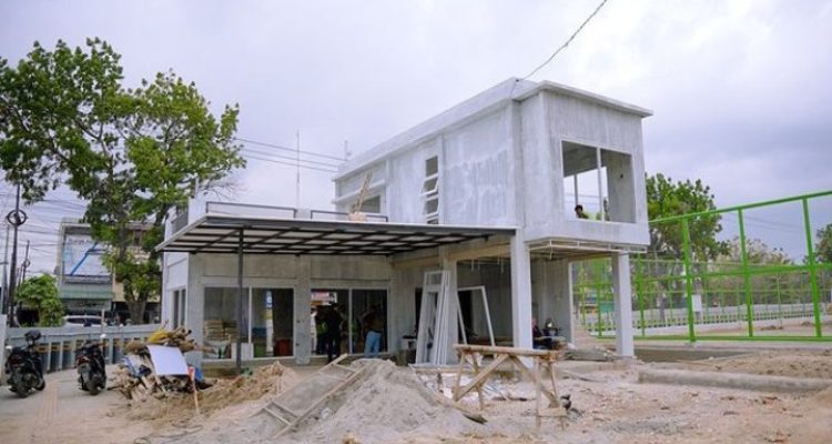 Revitalisasi Lapangan Gajah Mada Sudah 80%