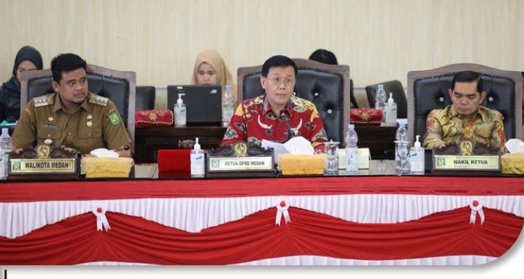 DPRD Medan Gelar Rapat Paripurna Tentang Persetujuan Bangunan Gedung DPRD Medan Gelar Rapat Paripurna Tentang Persetujuan Bangunan Gedung
