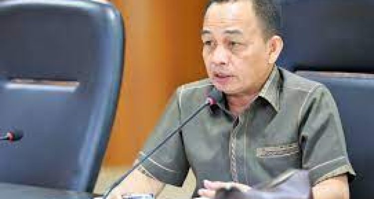 Ketua Komisi II DPRD Kota Medan, Sudari ST Ketua Komisi II DPRD Kota Medan, Sudari ST