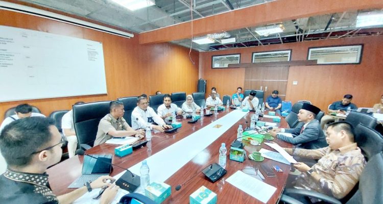 Komisi III Minta Mobil Pasar Murah Keliling Dievaluasi Komisi III Minta Mobil Pasar Murah Keliling Dievaluasi